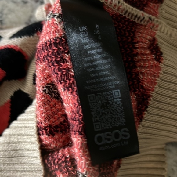 Asos Leopard Knit crop Top Size 4 or small - Picture 5 of 5